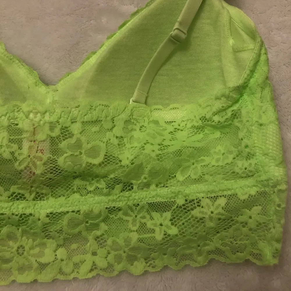 Women’s Lace Convertible Bralette